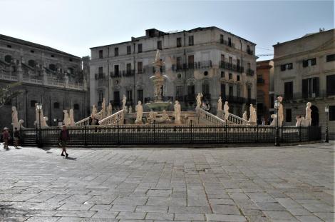 Palermo: Fontana Pretoria auf der Piazza Pretoria (2018)