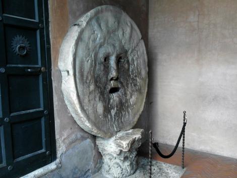 Sta. Maria in Cosmedin: Bocca della Verita [Mund der Wahrheit] (2013)