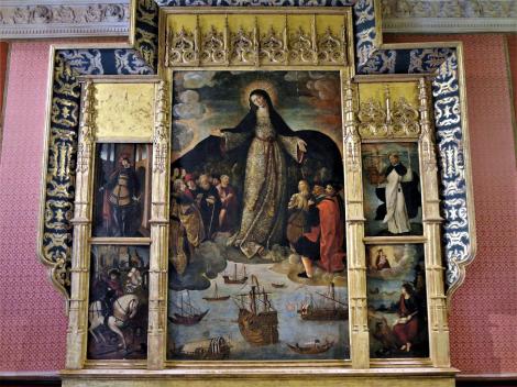 Alcazar: Handelskammer [Casa de Contratacion] - Schutzmantelmadonna der Seefahrer im Audienzsaal (2018)
