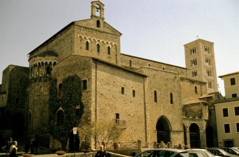 Anagni: Dom (2002)
