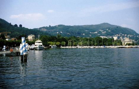 Como: Blick auf das Westufer des Sees (2002)
