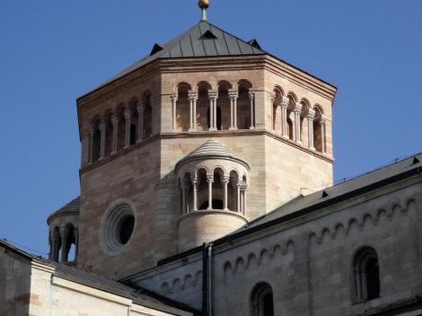 Trient: Dom - Nordseite Vierungsturm (2017)