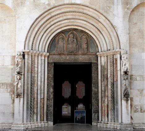 Zadar: Dom - Portal (2016)