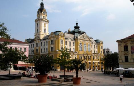 Fünfkirchen: Rathaus (2015)