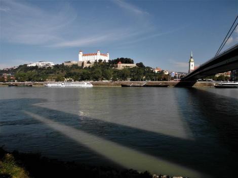 Pressburg: Blick über die Donau (2018)