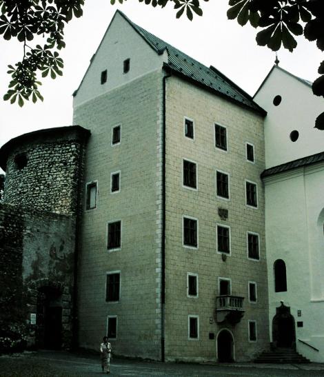 Neusohl [slowak. Banská Bystrica]: Matthias Corvinus-Haus (2004)