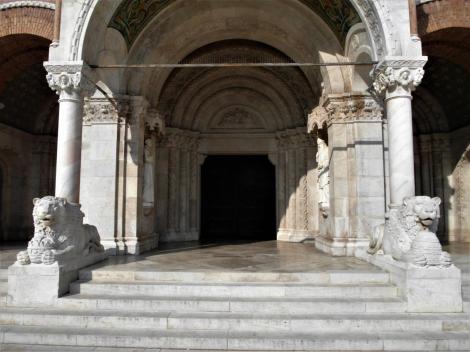 Szegedin (ung. Szeged): Dom - Westportal (2018)