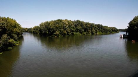 Tokaj: Zusammenfluss von Theiß [rechts] und Bodrog [links] (2018)