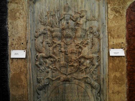 Hermannstadt: Evangelische Stadtpfarrkirche - Grabplatte von Albert Huet (2018)