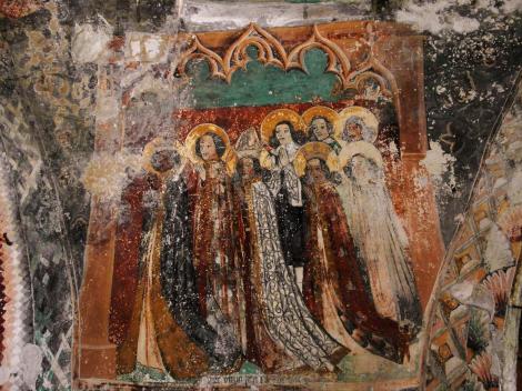 Honigberg (rum. Hărman): Kirchenburg - Kapelle mit Fresken im Bering (2018)