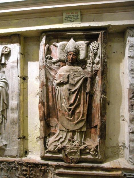 Gran [ung. Esztergom]: Dom - Grabstein von Johann Vitez (2008)