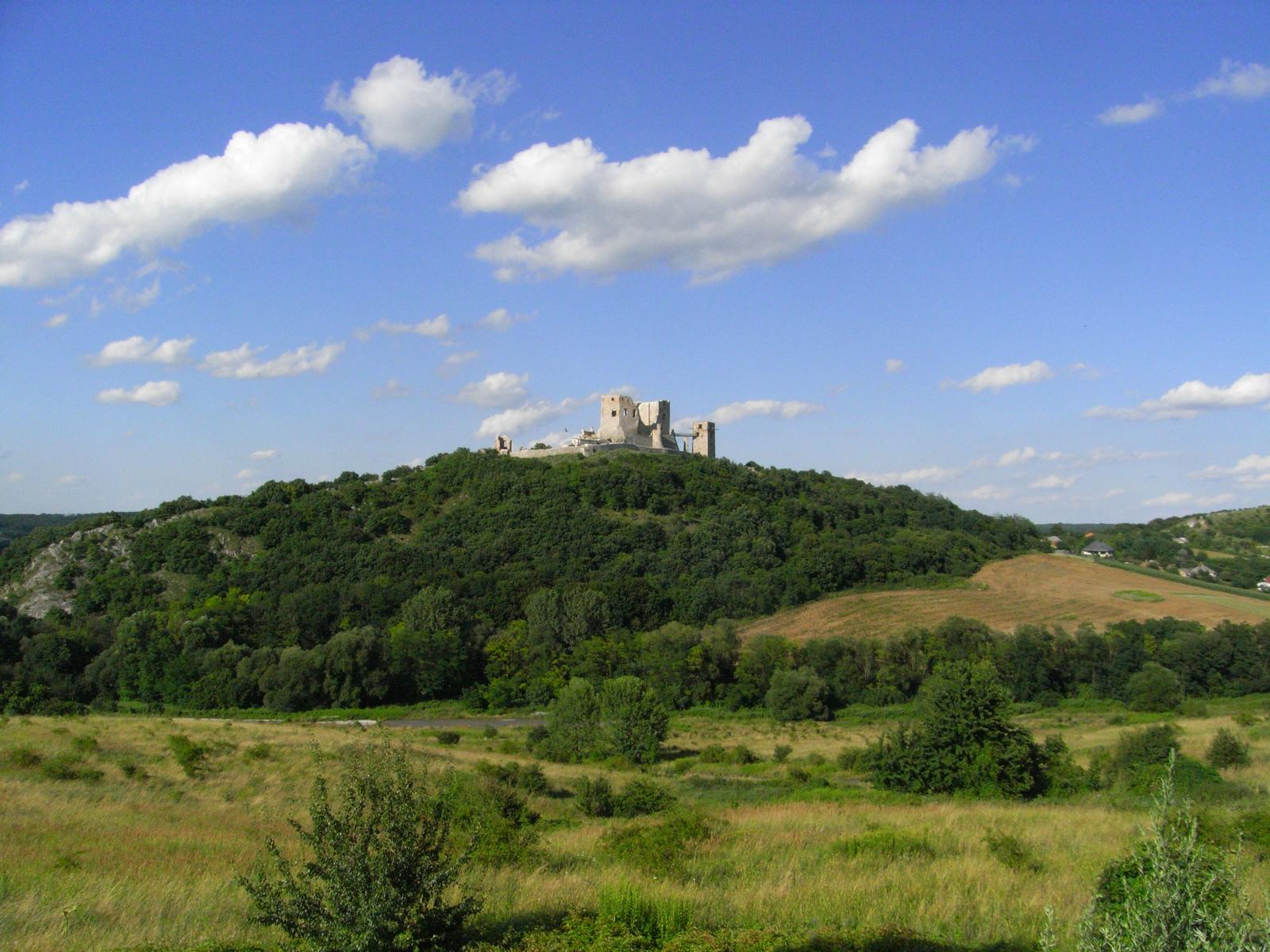 Burgruine Csesznek (2008)