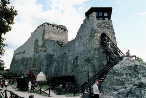Plintenburg [ung. Visegrád]: Obere Burg (2004)
