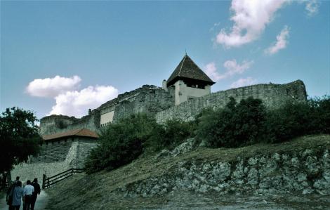 Plintenburg [ung. Visegrád]: Obere Burg (2004)