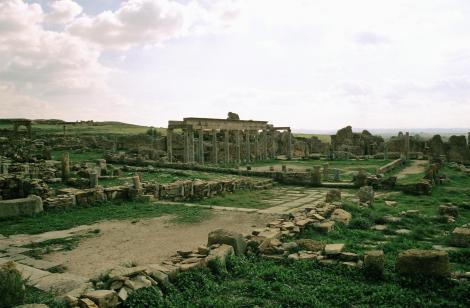 Thuburbo Majus: Baaltempel und Portikus der Petronier (1998)