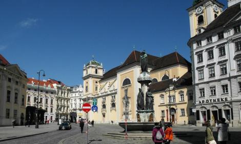 Wien: Freyung mit Schottenkirche (2019)