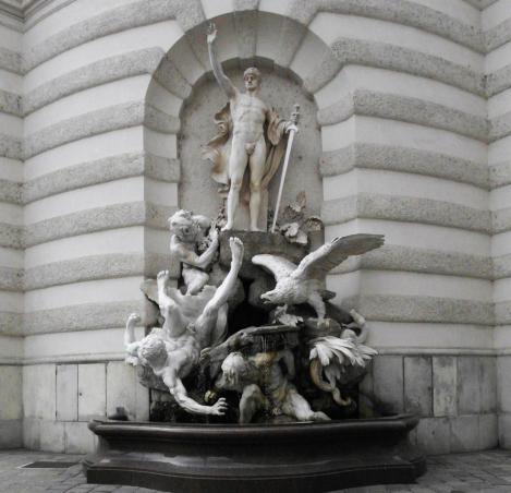 Wien: Hofburg - Brunnen "Macht zu Lande" am Michaelertrakt (2019)