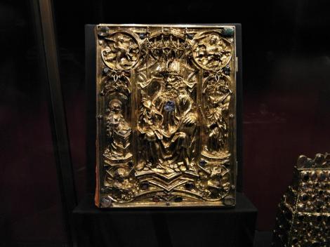 Wien: Schatzkammer in der Hofburg - Reichsevangeliar (2019)