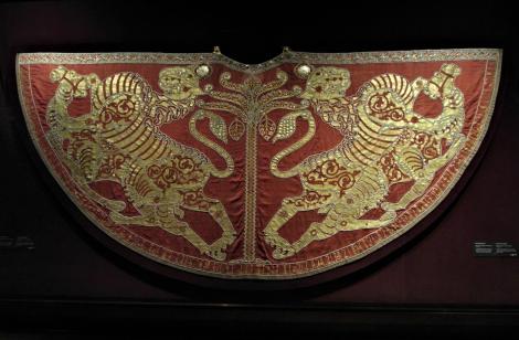 Wien: Schatzkammer in der Hofburg - Krönungsmantel des Römisch-Deutschen Reiches (2019)