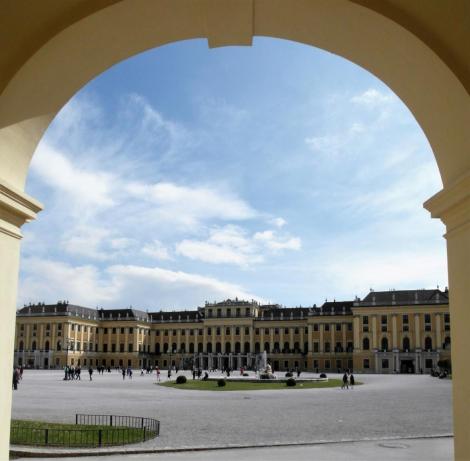Wien: Schloss Schönbrunn - Ehrenhof (2019)