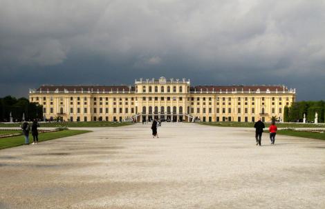 Wien: Schloss Schönbrunn - Parkseite (2019)