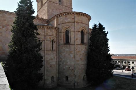 Avila: Kirche San Vicente - Apsiden (2019)