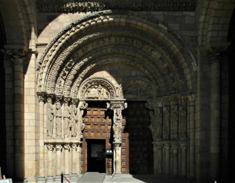 Avila: Kirche San Vicente - Westportal (2019)