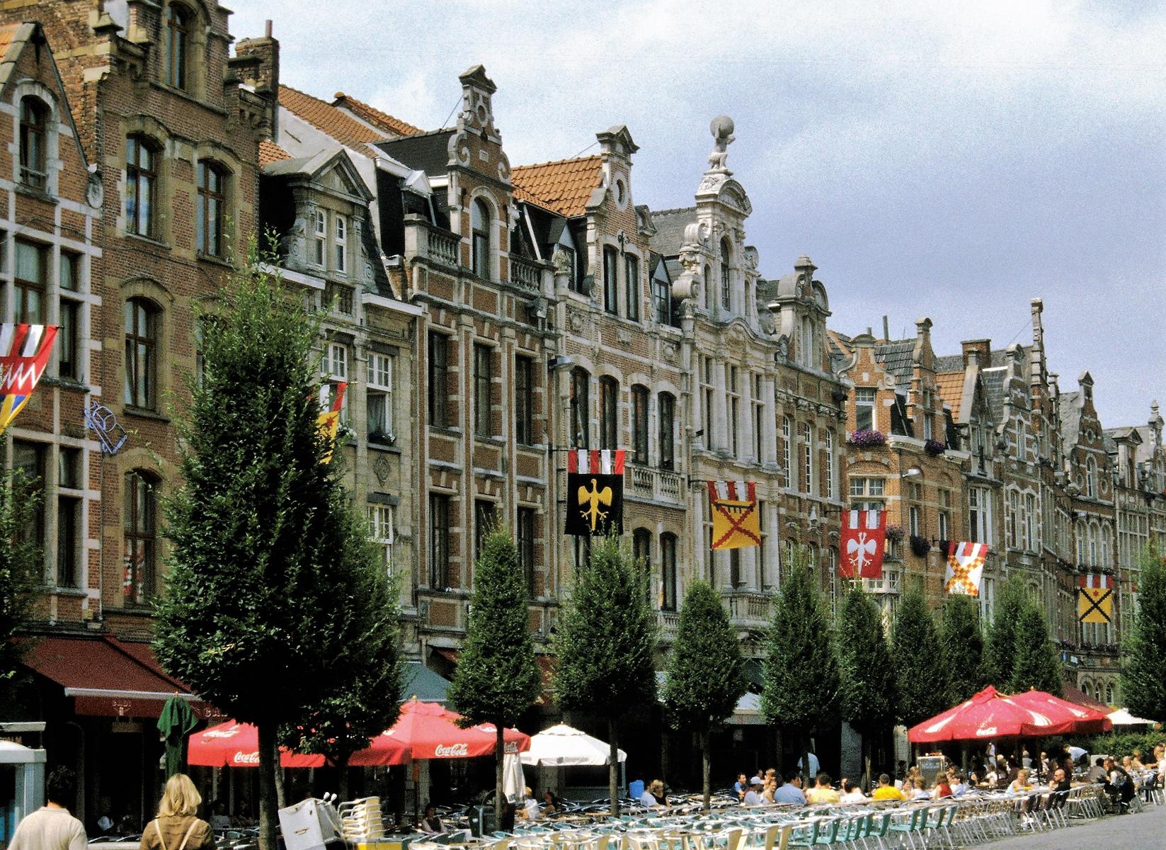 Löwen: Alter Markt (2003)
