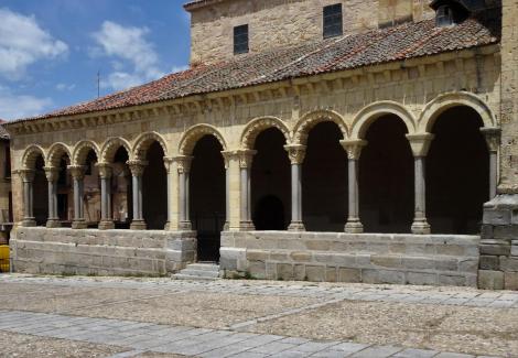 Segovia: Kirche San Esteban - Loggia (2019)