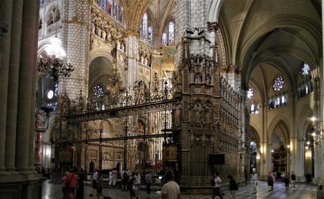 Toledo: Kathedrale - Hauptkapelle [Capilla Mayor] und Chorumgang (2019)