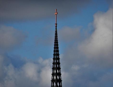 Stockholm: Ritterinselkirche [Riddarholmskyrkan] - Turm [Blick von Södermalm] (2019)