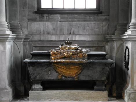 Stockholm: Ritterinselkirche [Riddarholmskyrkan] - Grabmal Karls XII. in der Karolinischen Grabkapelle (2019)