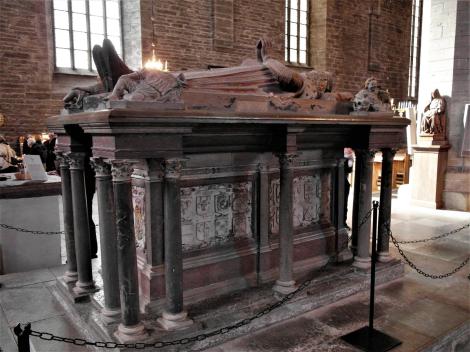 Vadstena: Klosterkirche - Grabmal von Herzog Magnus (2019)