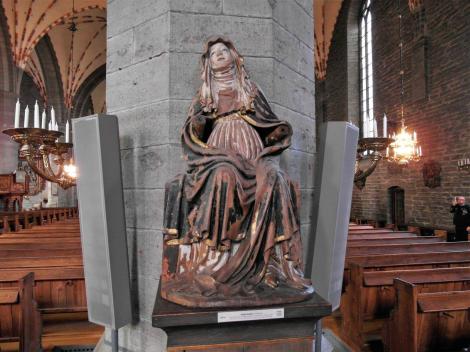 Vadstena: Klosterkirche - Statue Ekstatische Birgitta (2019)