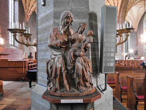 Vadstena: Klosterkirche - Statue Anna Selbdritt (2019)