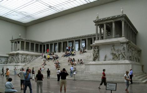 Berlin: Pergamonmuseum - Pergamonaltar (2009)