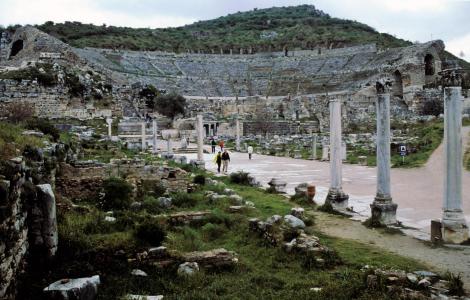 Ephesos: Hafenstraße und Theater (1997)