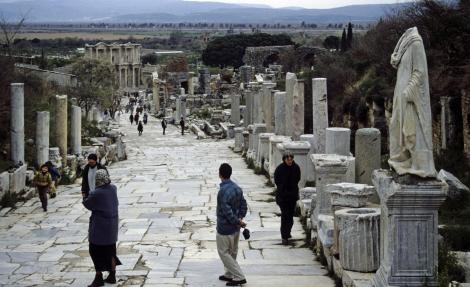 Ephesos: Kuretenstraße mit Celsus-Bibliothek (1997)