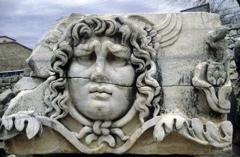 Didyma: Gorgo aus dem Fries des Apollontempels (1997)