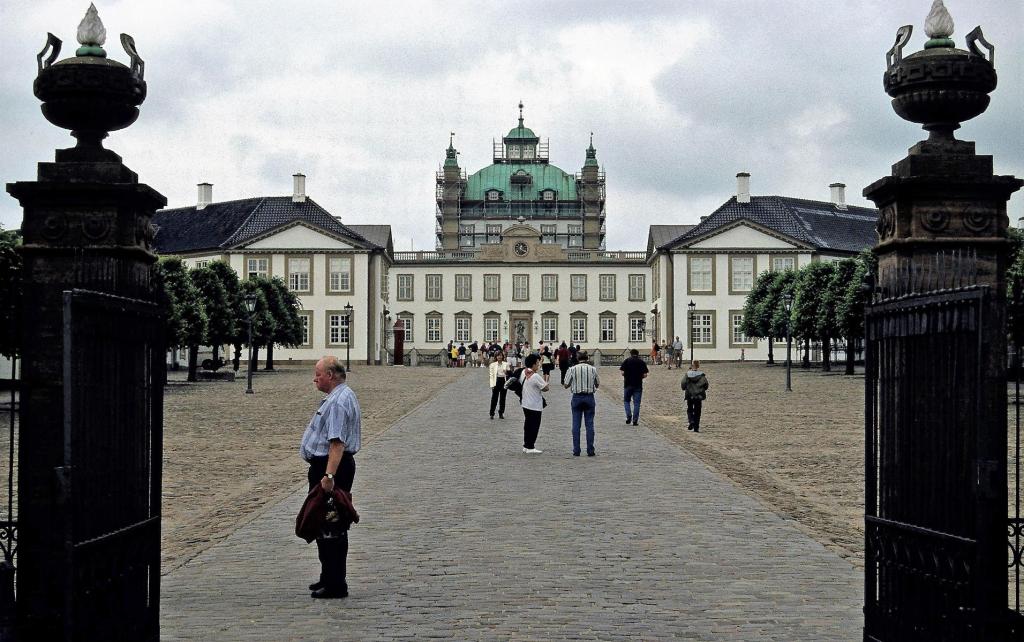 Fredensborg: Schloss (2001)