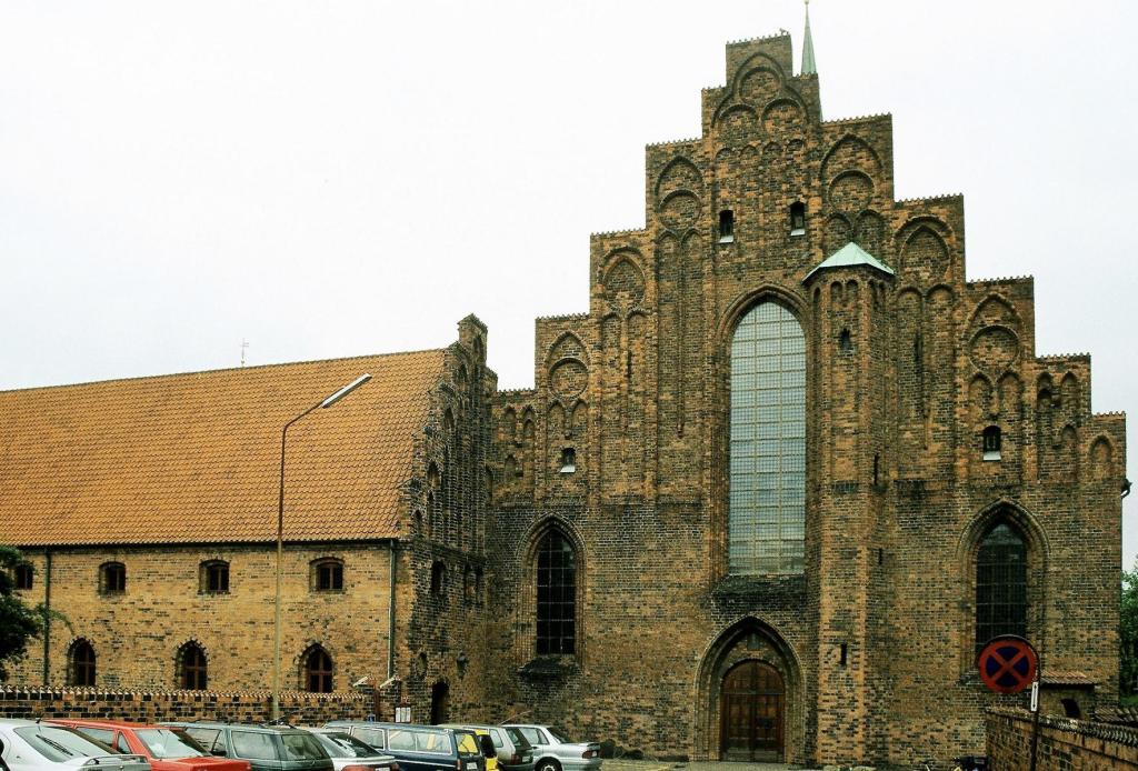 Helsingör: Karmeliterkloster (2001)
