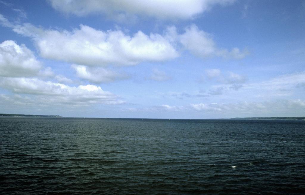 Sund zwischen Helsingör und Helsingborg, Blick nach Norden (2001)