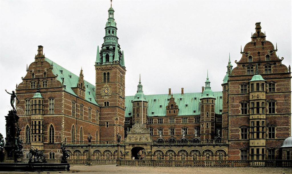 Hillerød: Schloss Frederiksburg (2001)