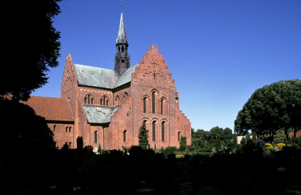 Lügumkloster (2001)