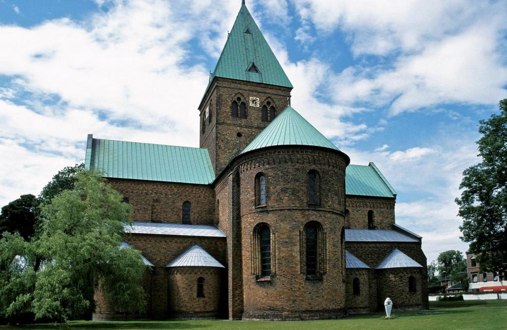 Ringsted: St. Bendts-Kirche (2001)