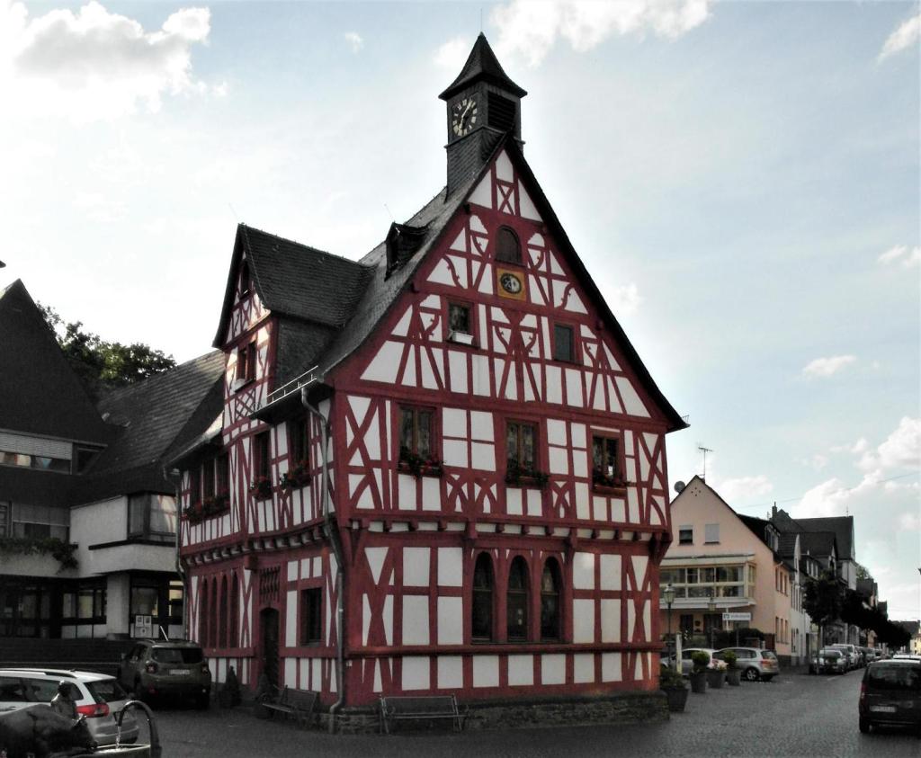 Rhens: Rathaus (2020)