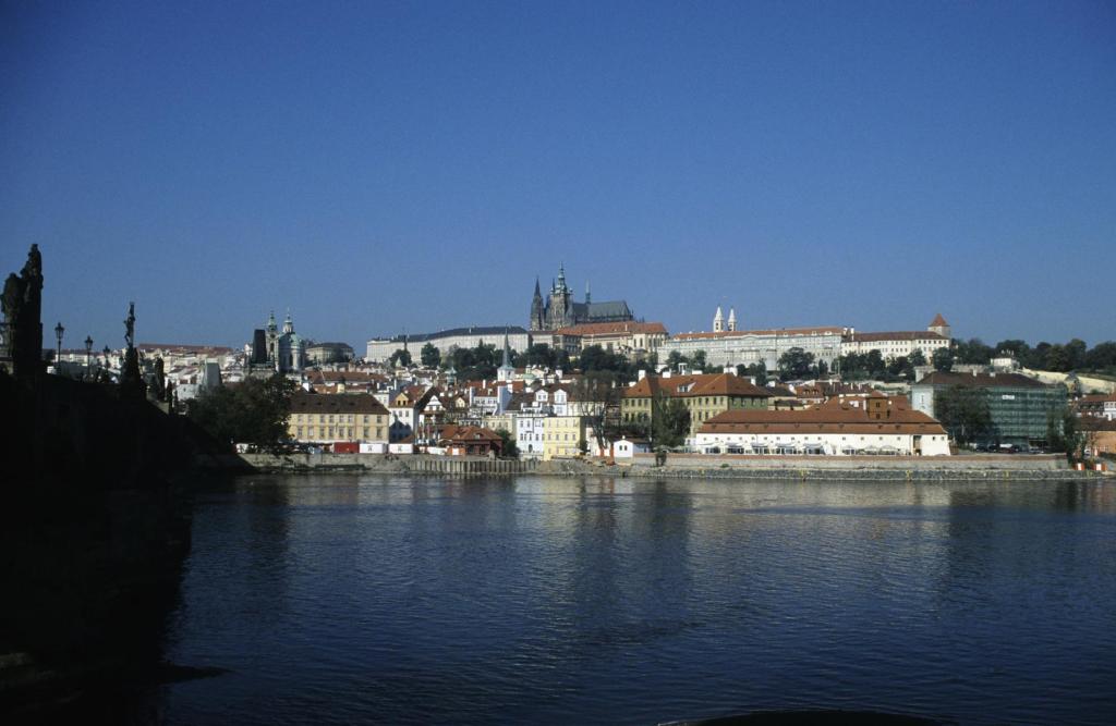 Prag: Blick auf Kleinseite und Hradschin (2004)
