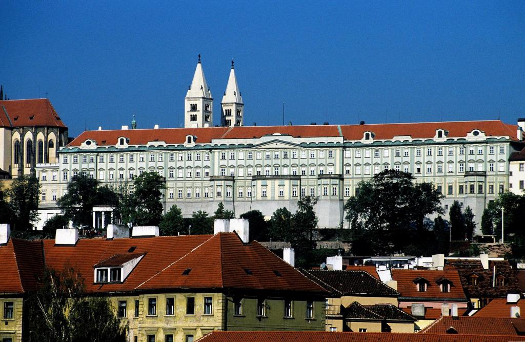 Prag: Prager Burg - theresianisches adliges Damenstift (2004)