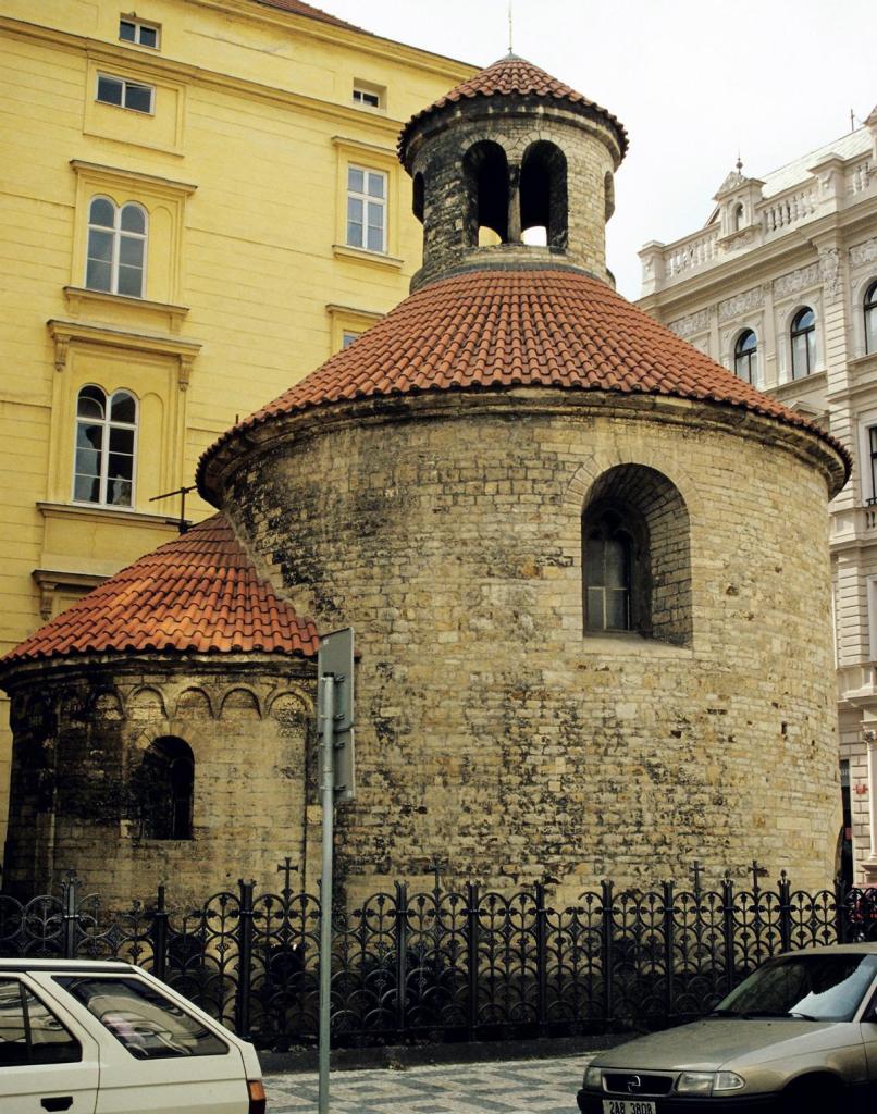 Prag: Heilig-Kreuz-Rotunde (2004)