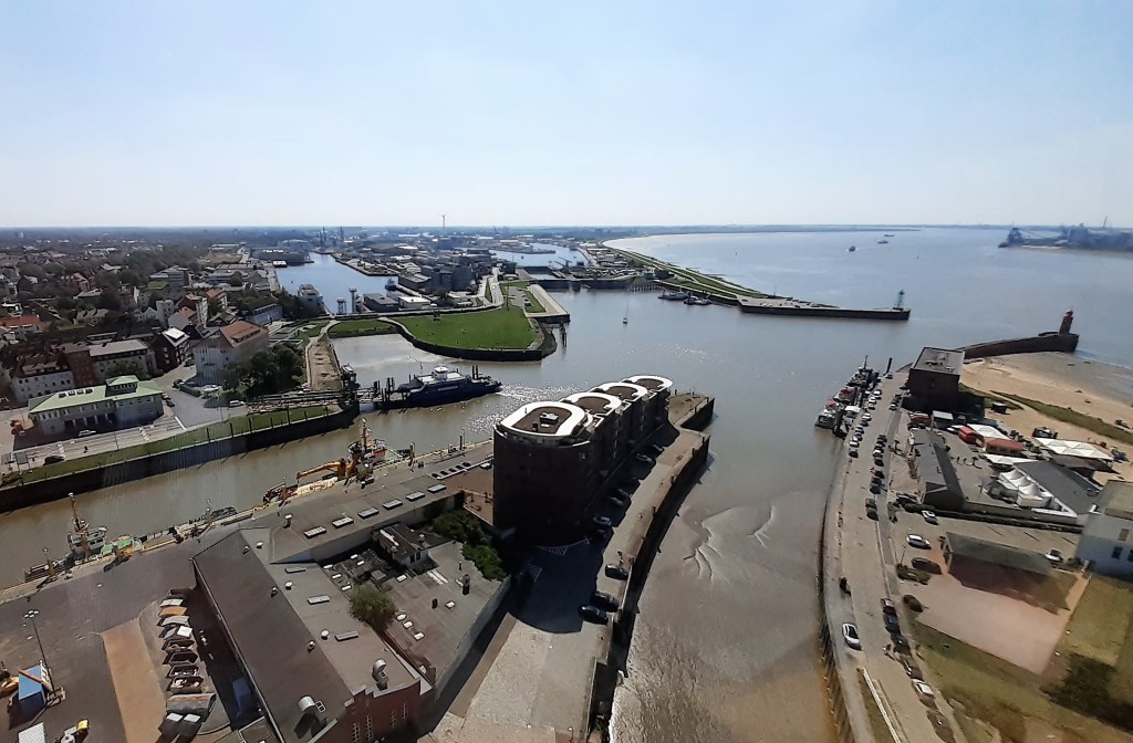 Bremerhaven: südliche Hafenanlagen und Geestemündung (2019)